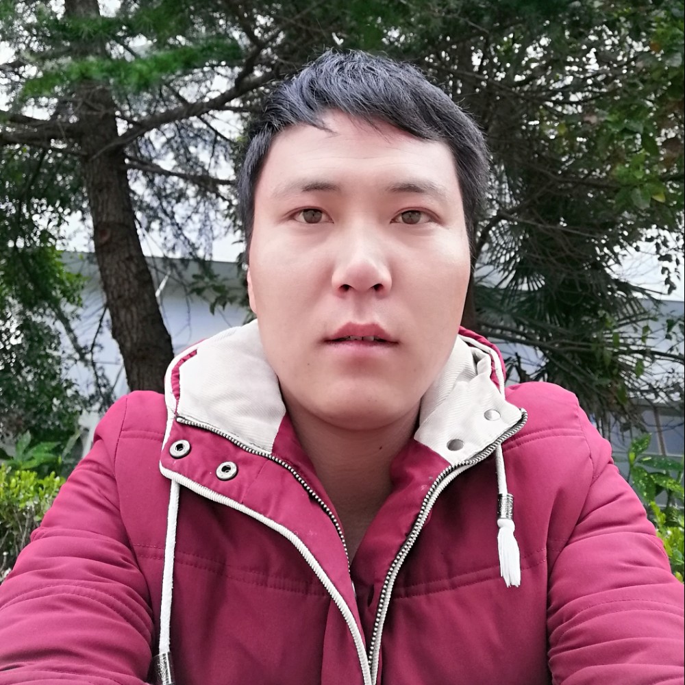 简简d单单的照片