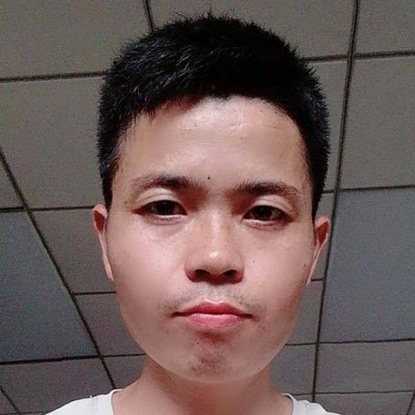 蘩藜扯单纯的照片