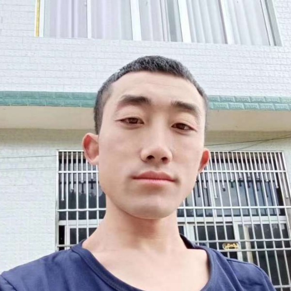 红尘演变淡定的照片