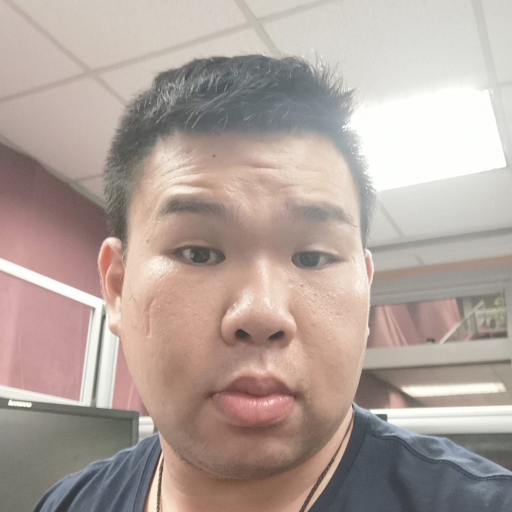 钟骏宇的照片