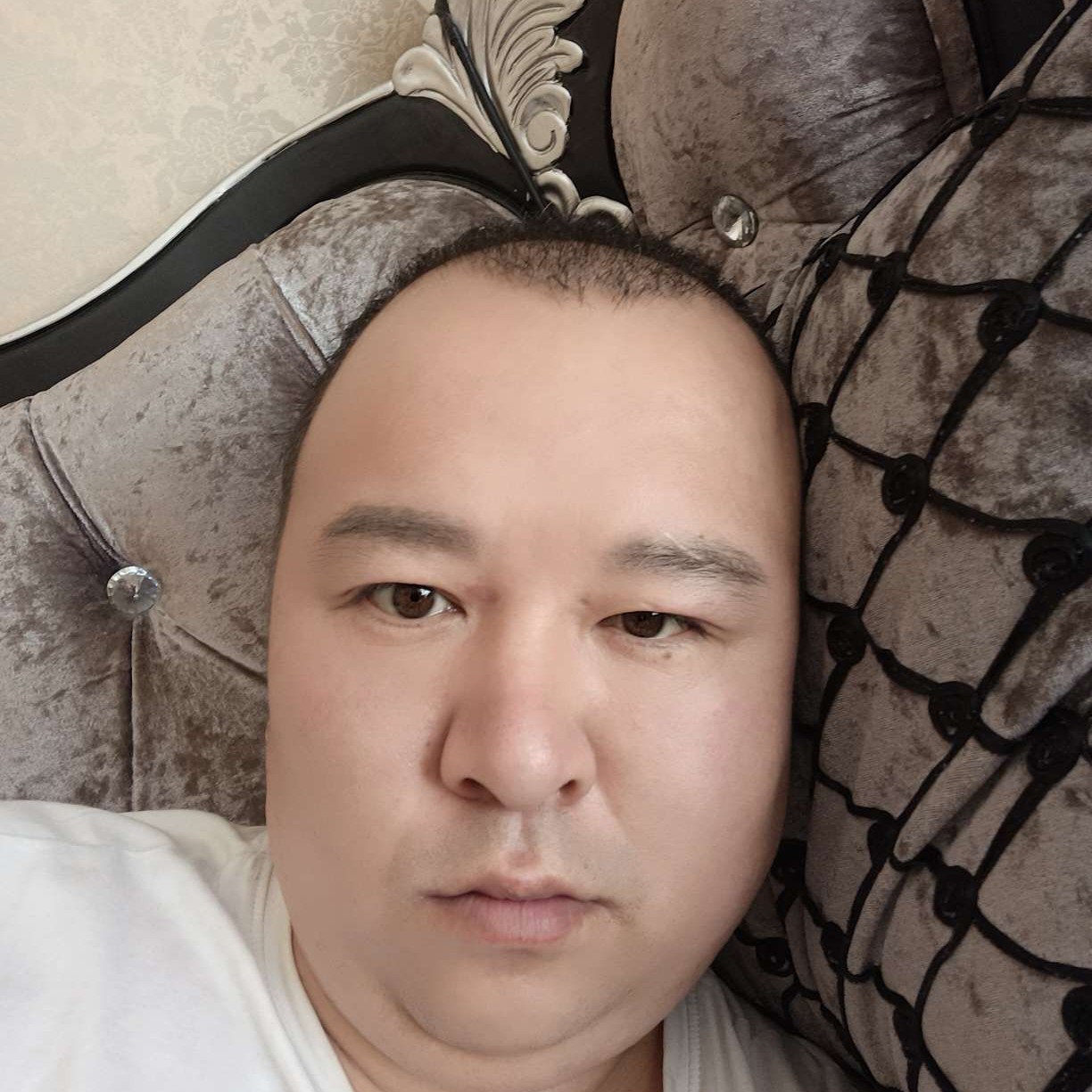彪壮与咖啡的照片