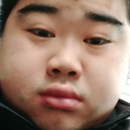 健壮打茉莉的照片