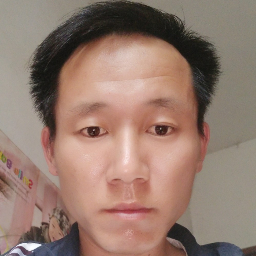 方盒泪了灼热的照片
