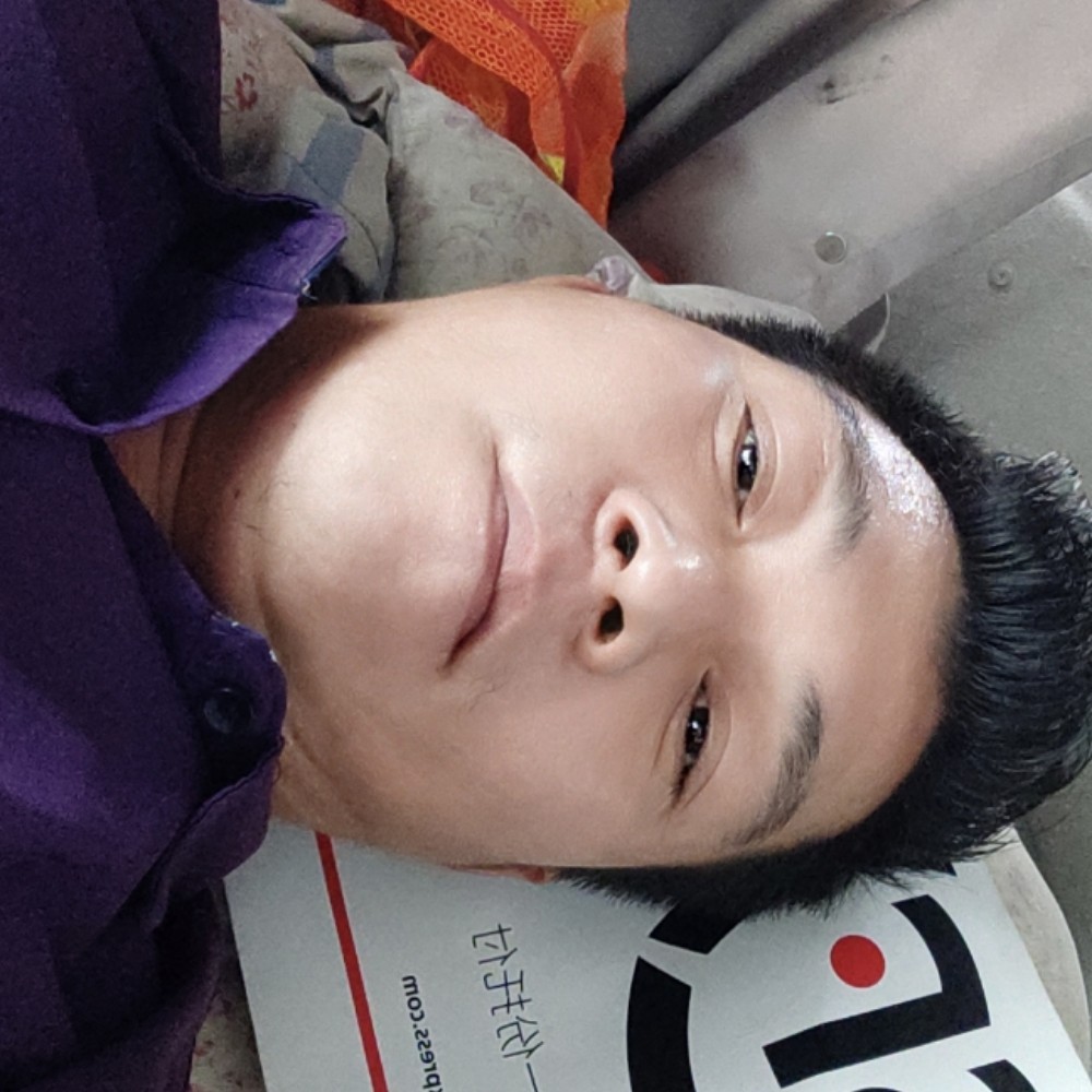 巫王的照片