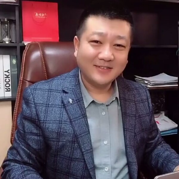 A暖男的照片