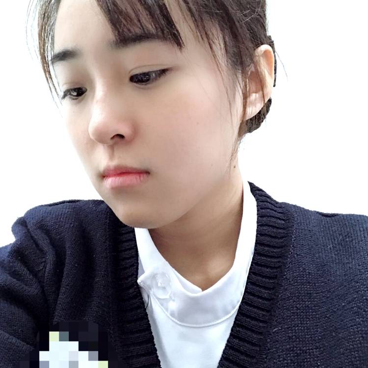贪玩蹙眉星星的照片