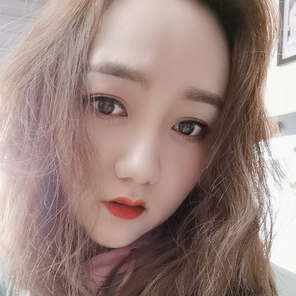 落拓笑平湖的照片