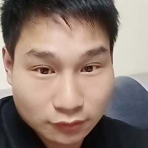 魔镜冷傲的照片