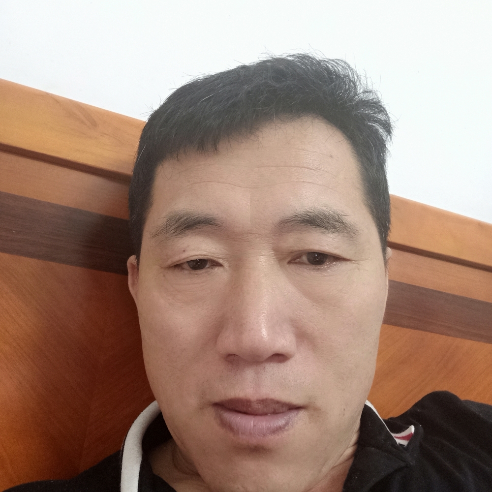 离歌笑畅快的照片