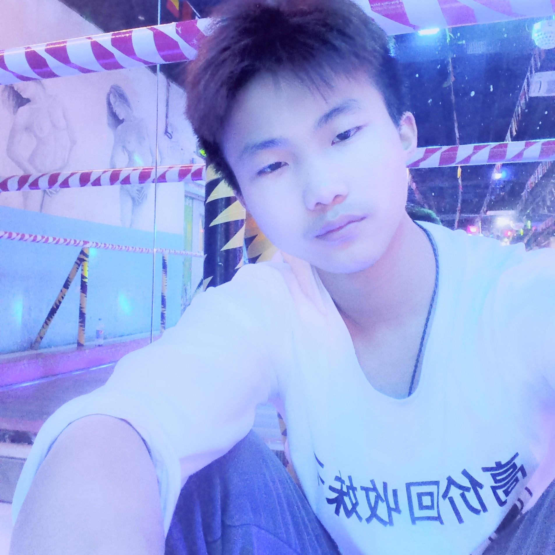 顺利爱恋火龙果的照片