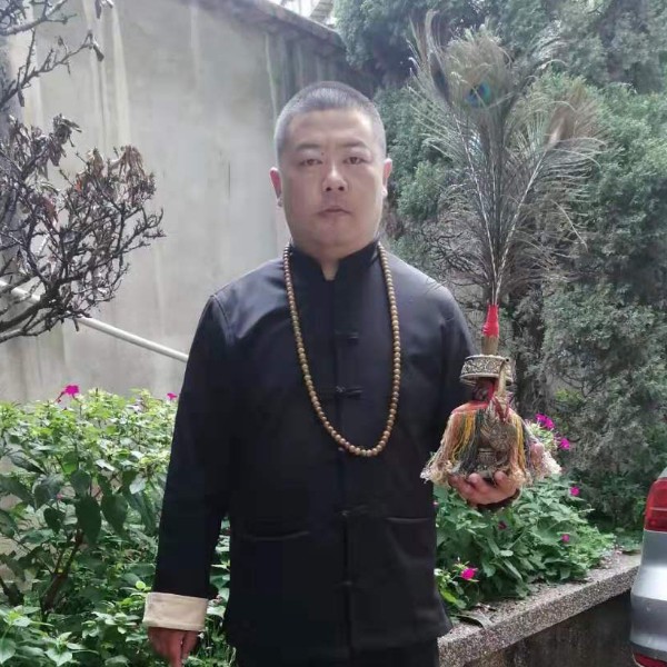 Coroner的照片