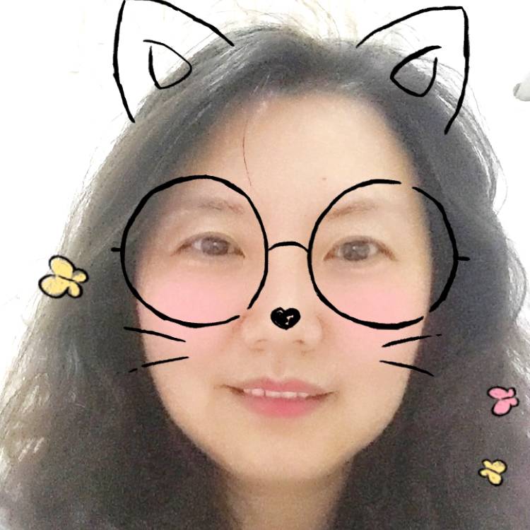 跳跃回眸水杯的照片