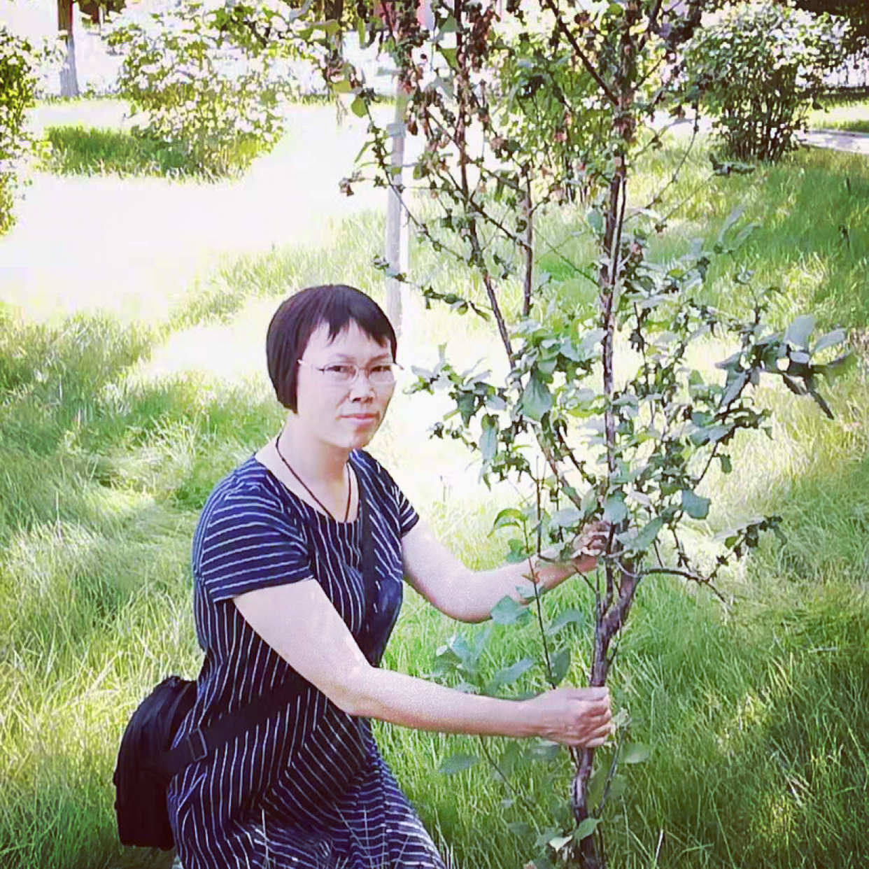 无情凝眸酒窝的照片