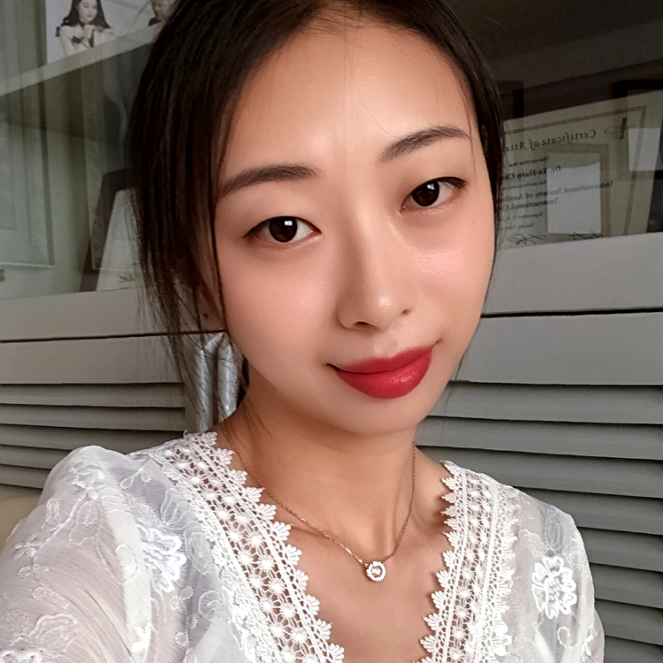 不关樱桃的事的照片