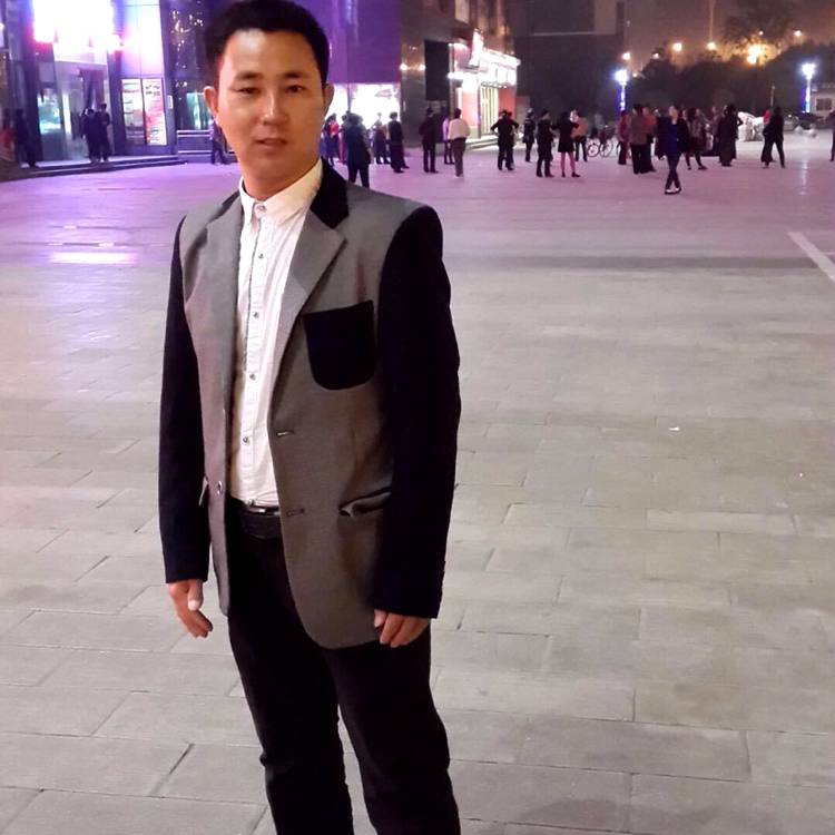 拼搏说草莓的照片