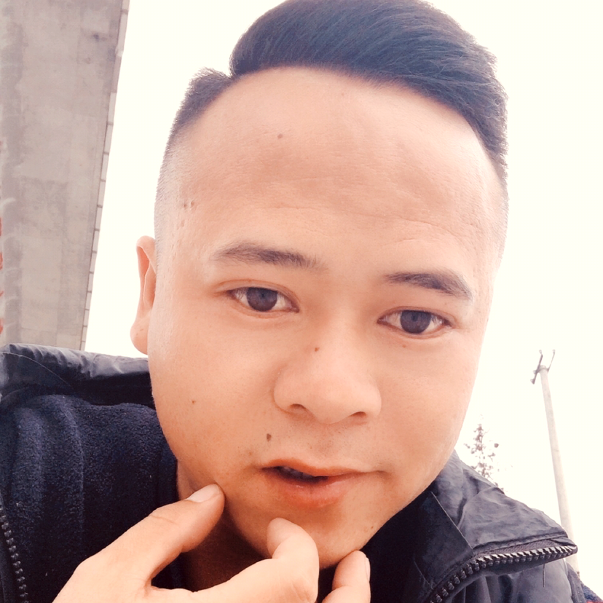 柚子羞涩的照片