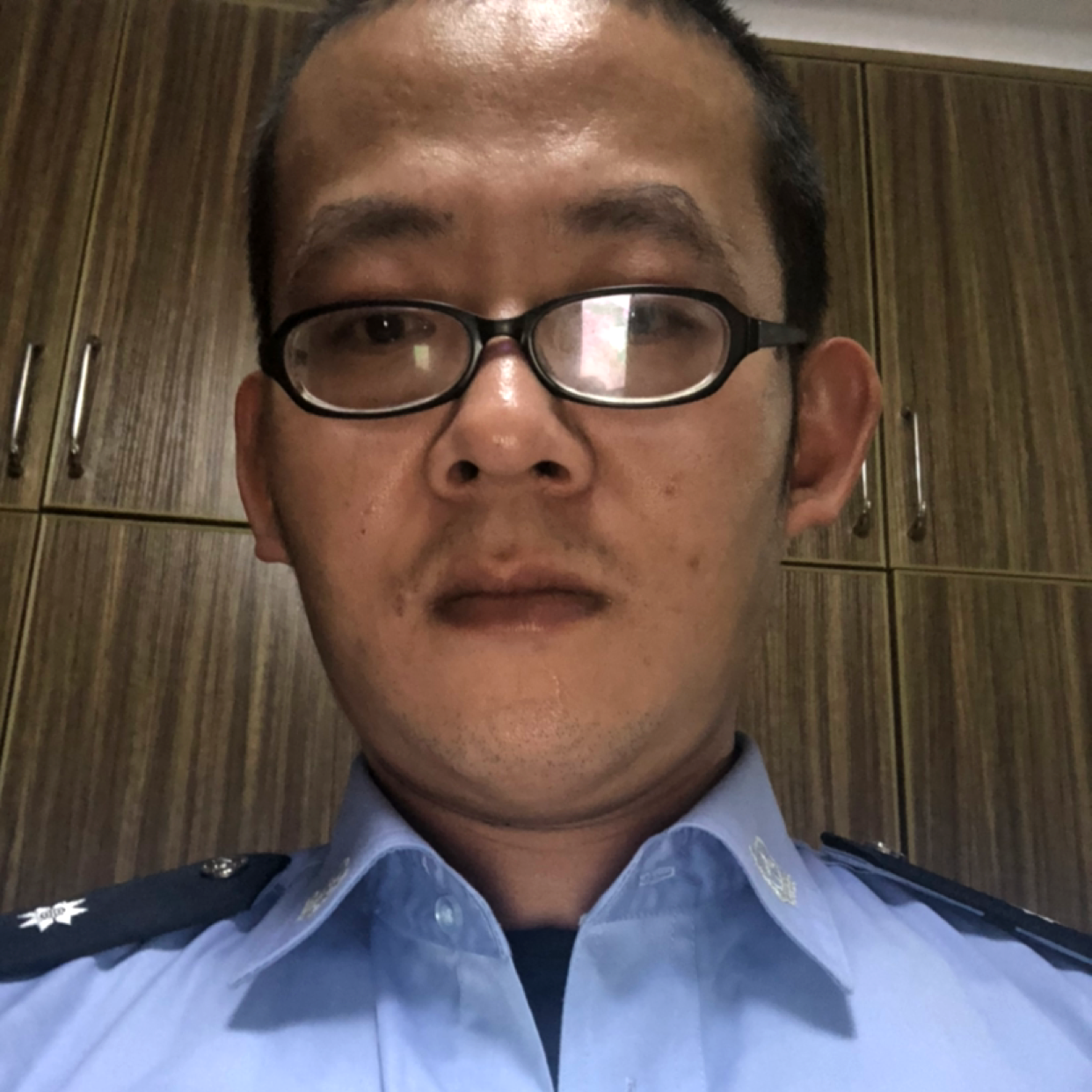 纸鹤炙热的照片
