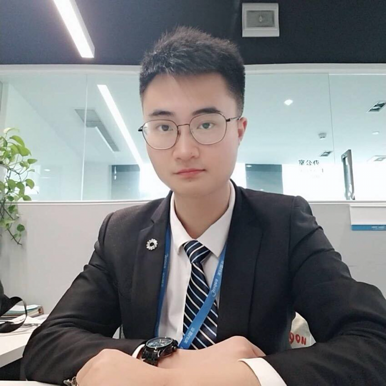 L亦成的照片