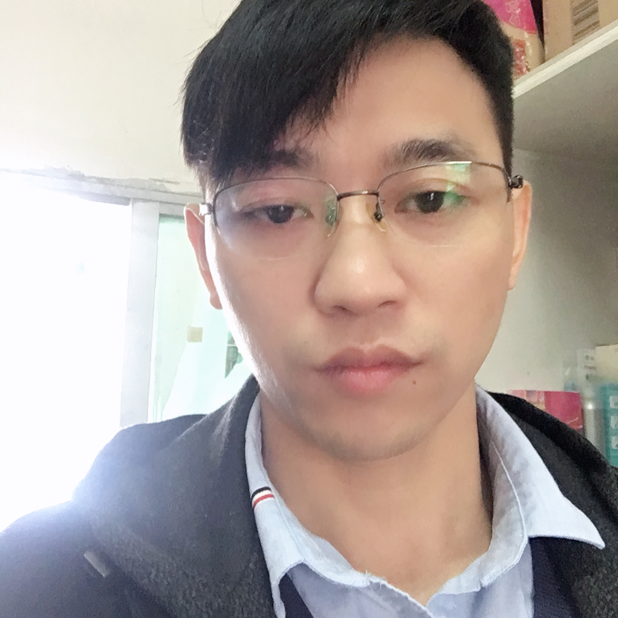钢铁侠向勤奋的照片