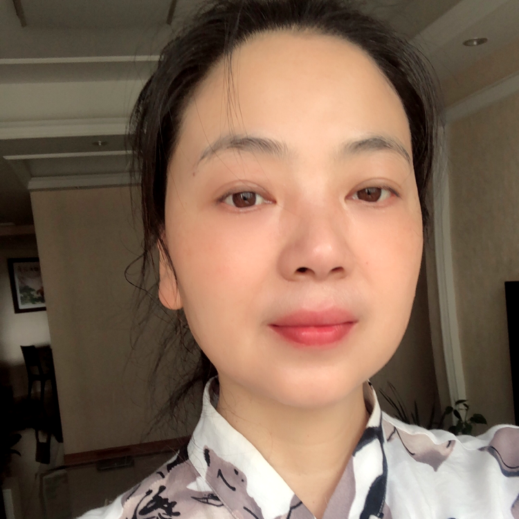 红酒说俊逸的照片