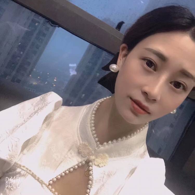 俗人11的照片