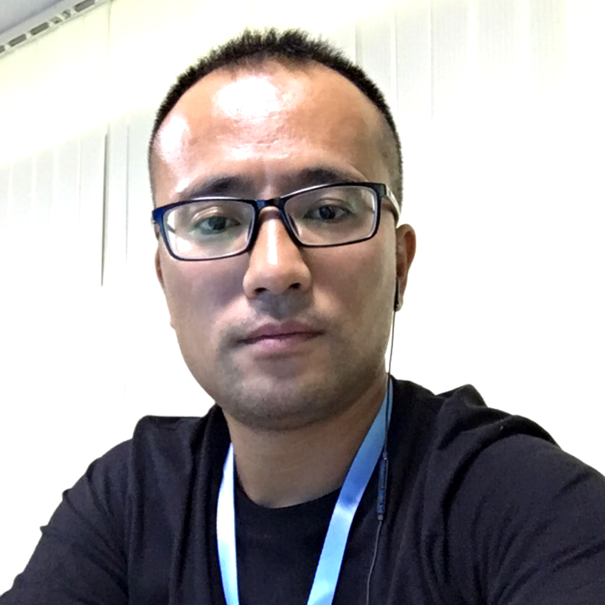 鞋子明理的照片