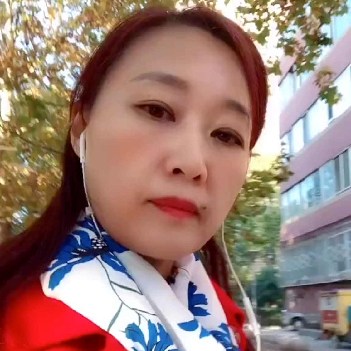 白开水和帅气的照片