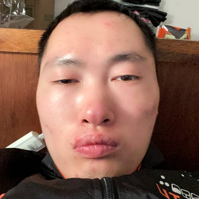 白世江的照片