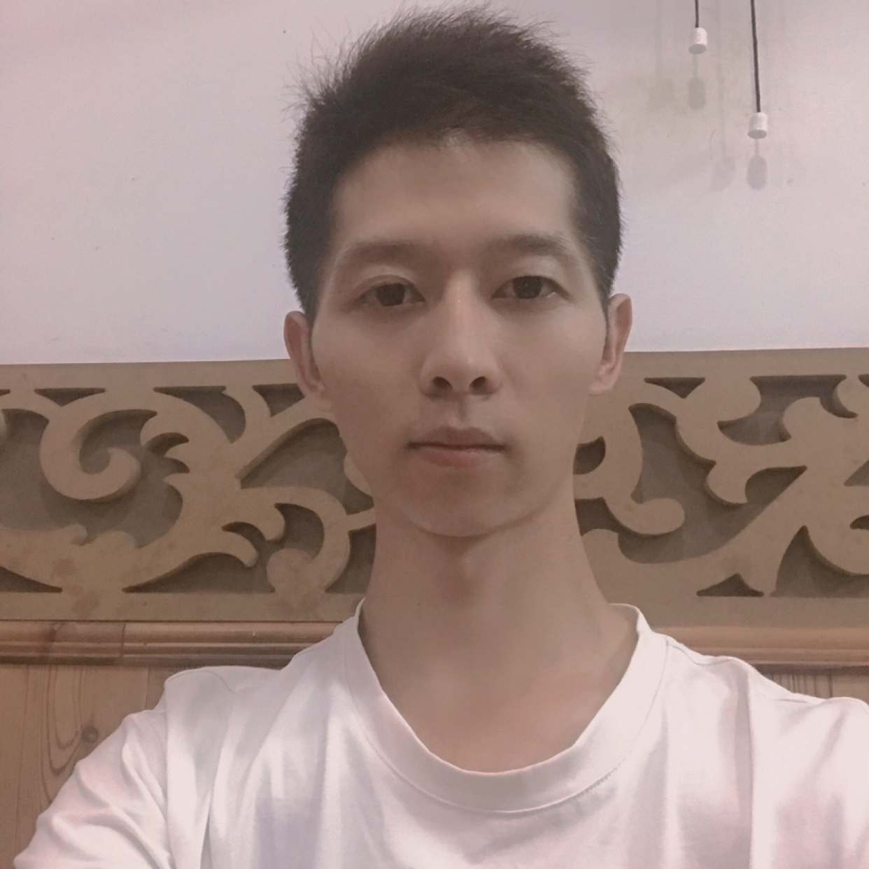 过客踢现代的照片