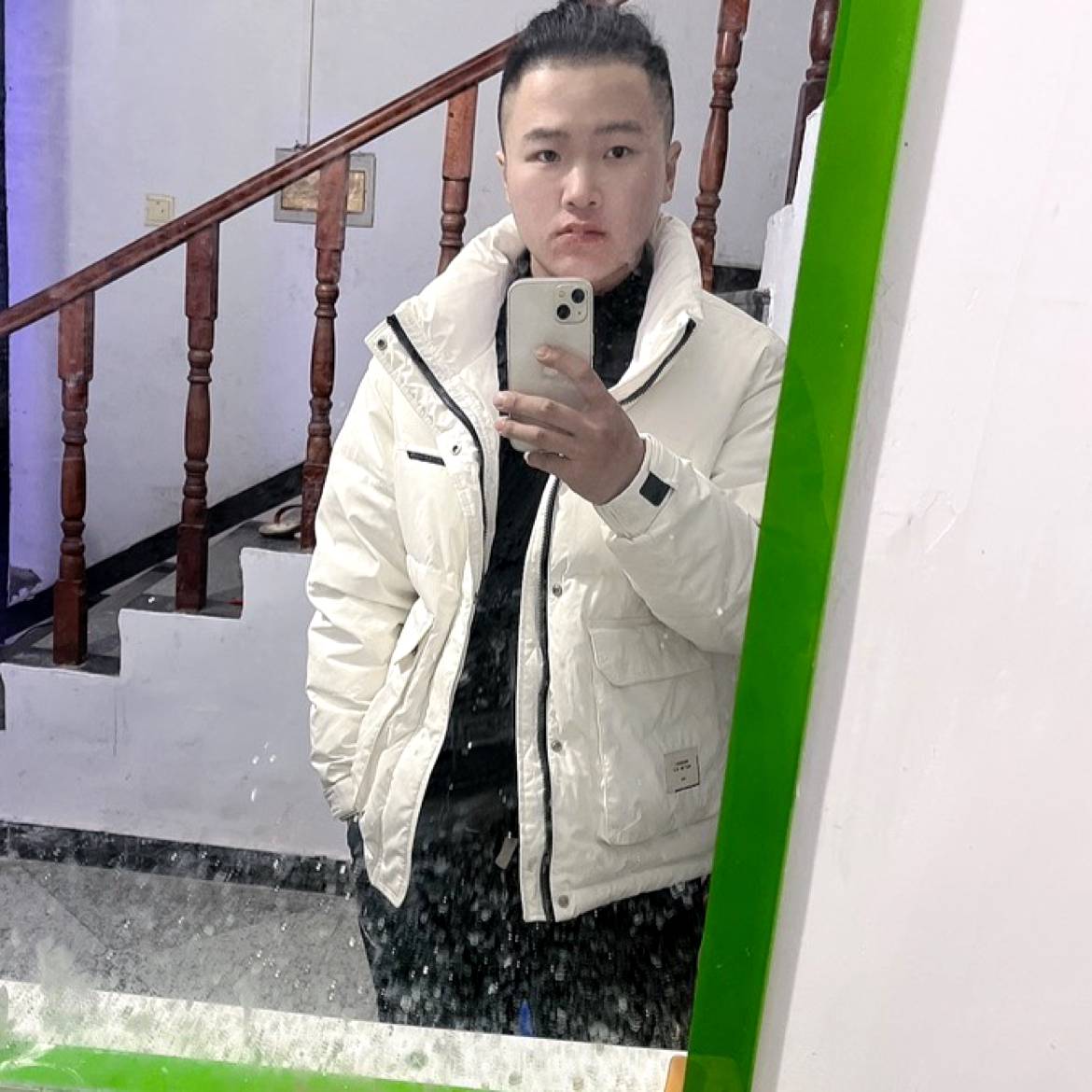 仰望星空的照片