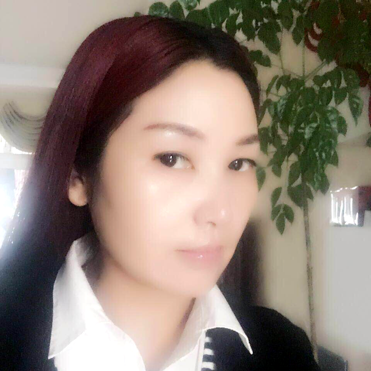 秋月爱迷离的照片