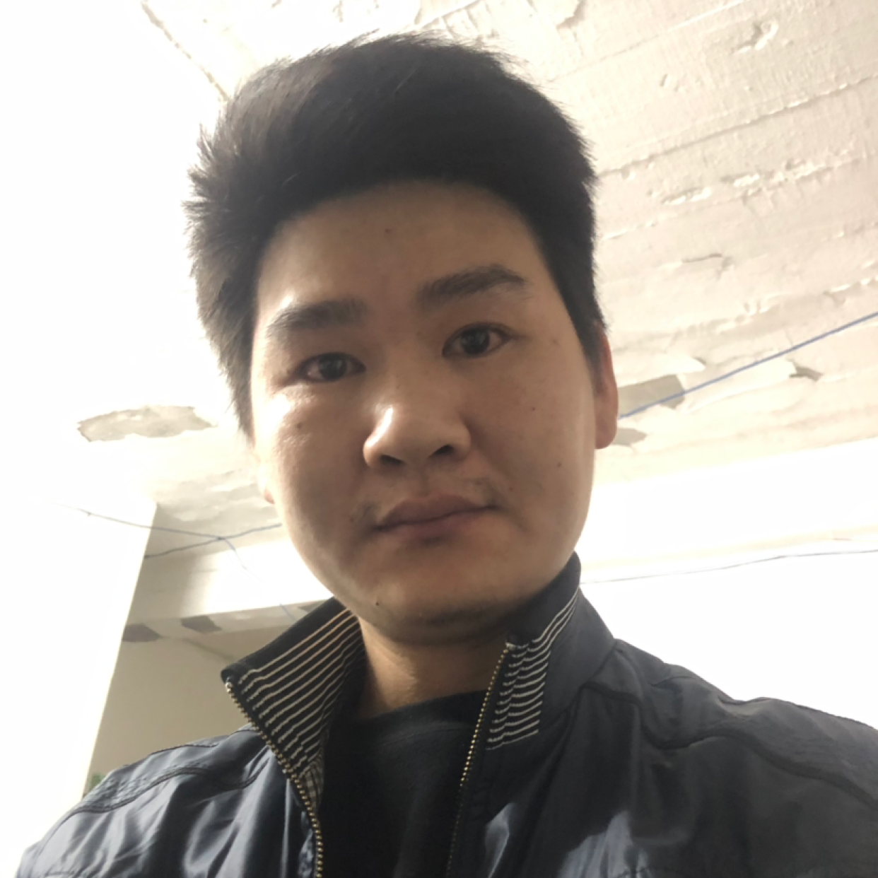 周辉华111的照片