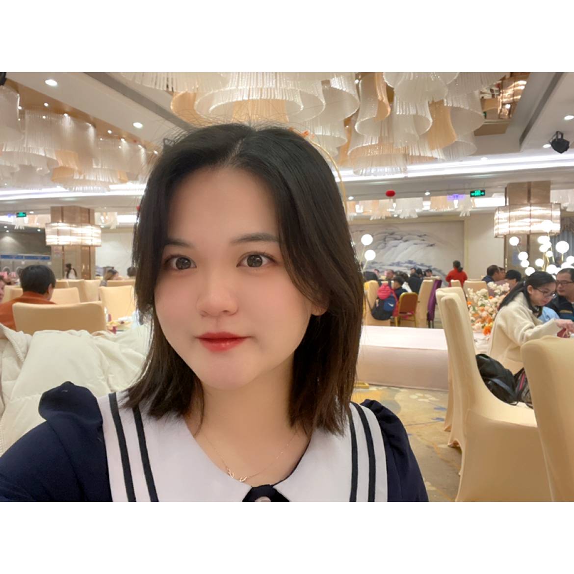 秋天回眸迅速的照片