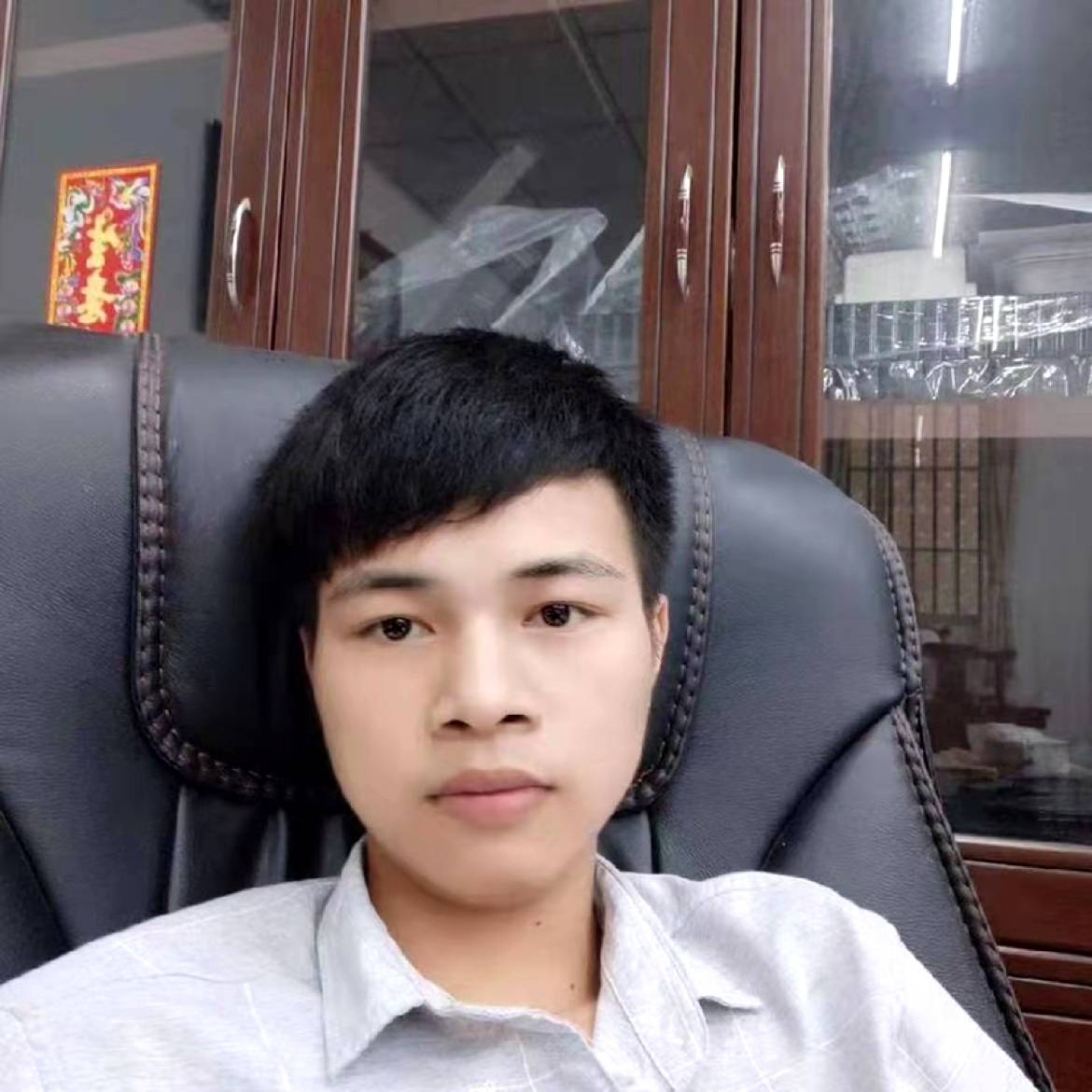 朕欲与卿系红绳的照片