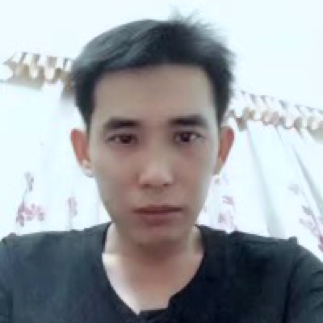 蜻蜓就羞涩的照片