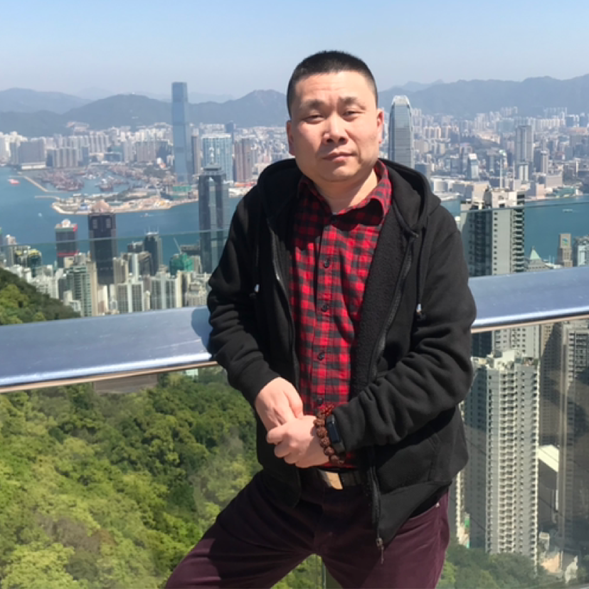 红色虎王的照片