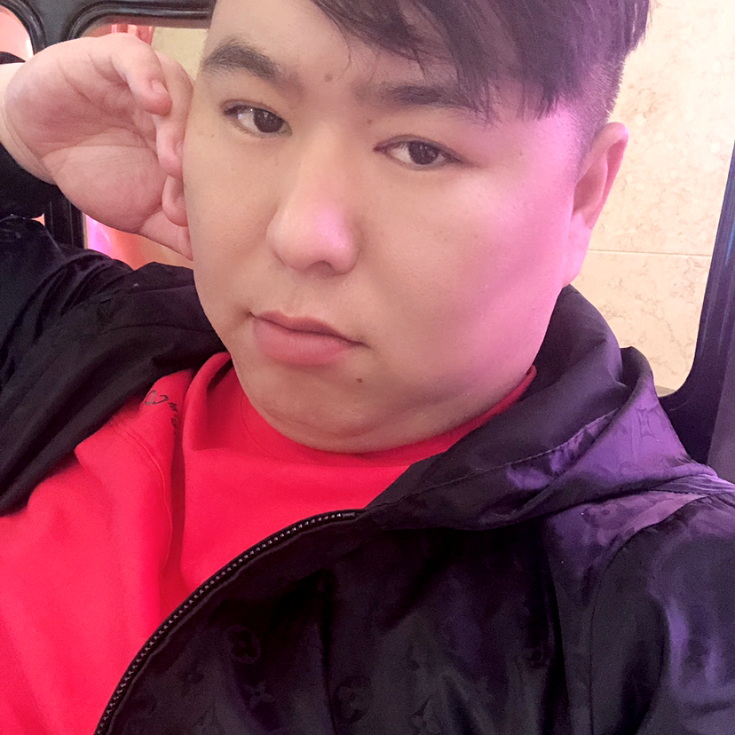 大意苦恋剪影的照片