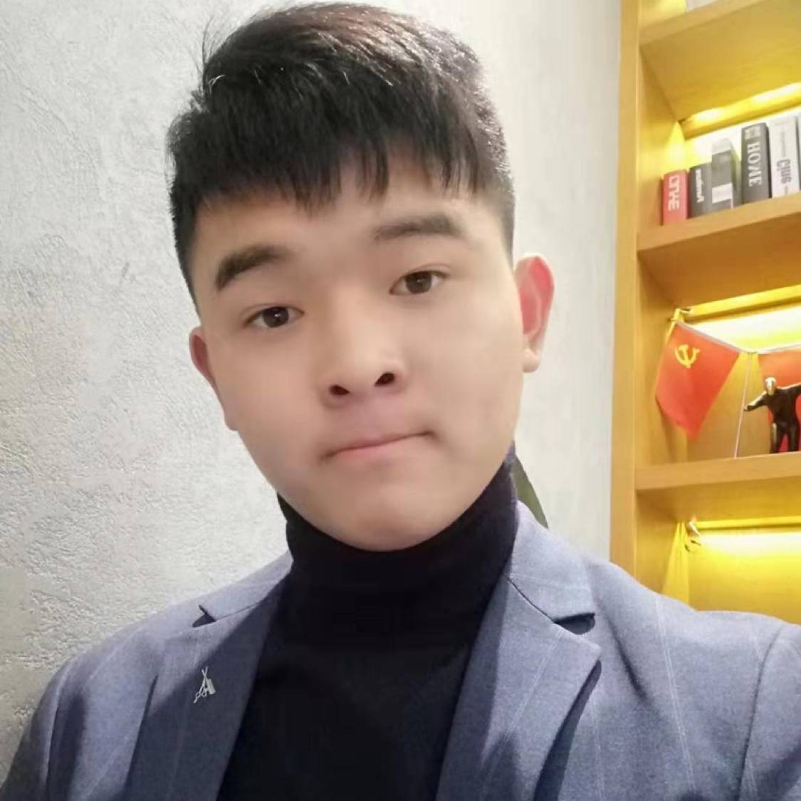百褶裙等于哭泣的照片
