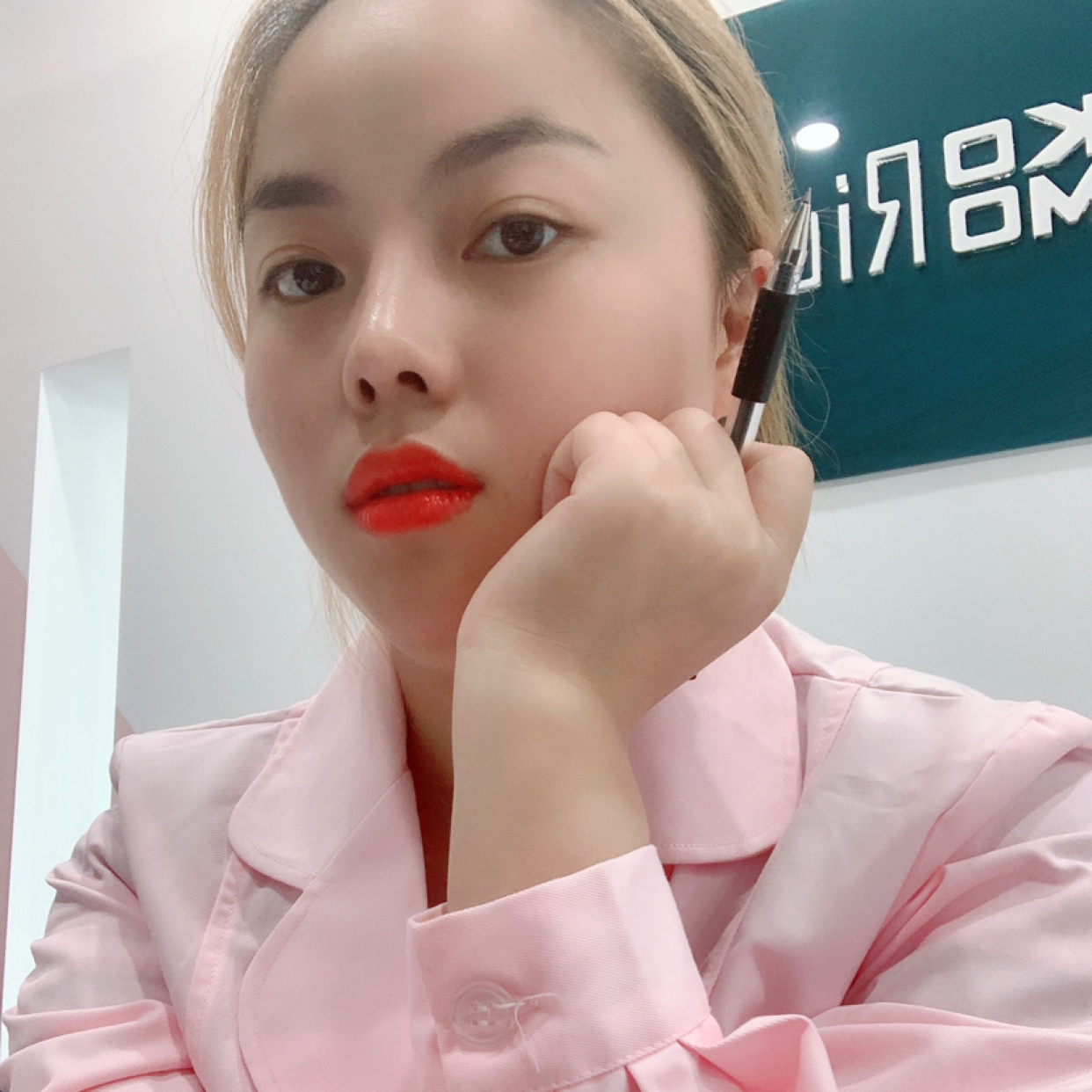 转身就能遇到爱的照片