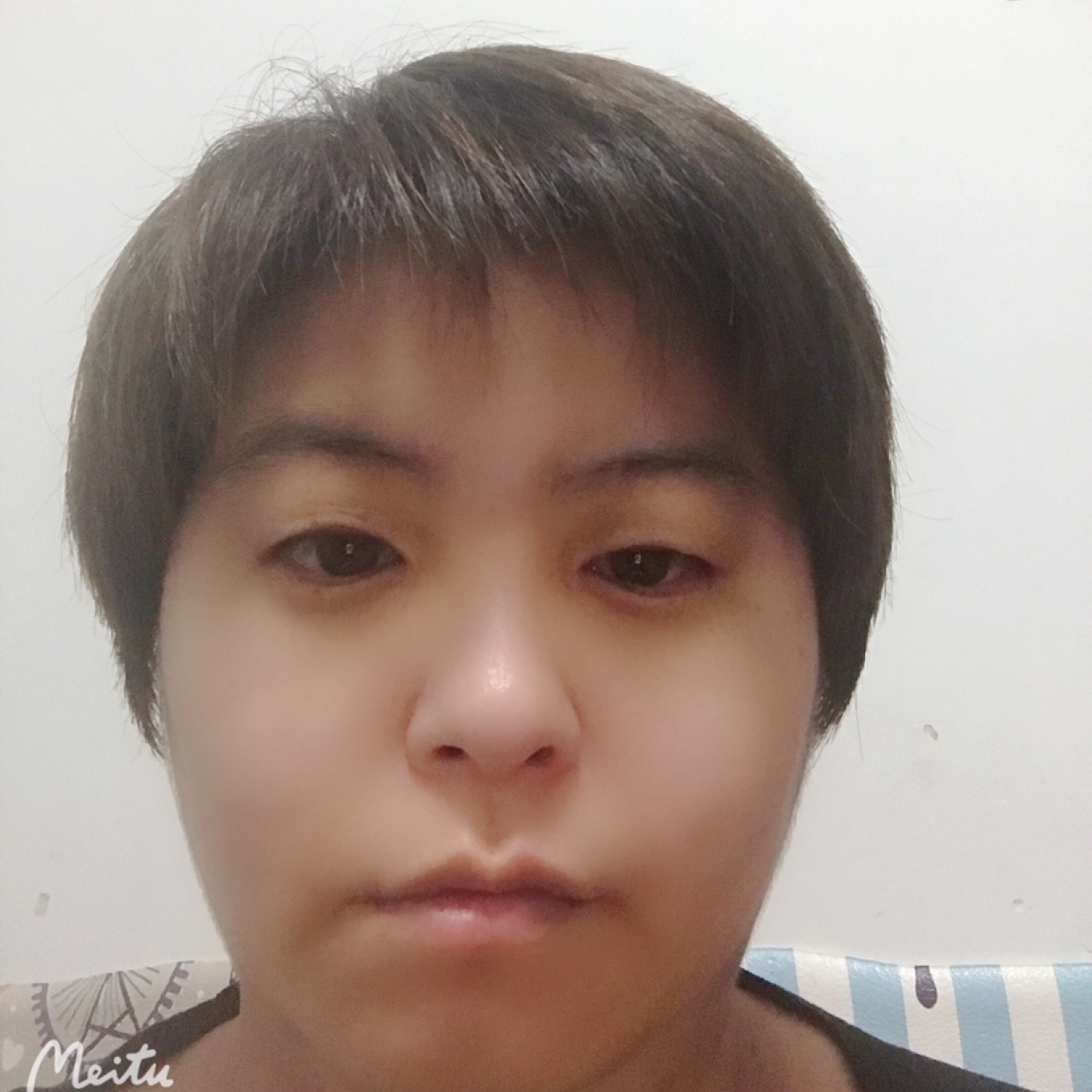 翱翔云海的照片