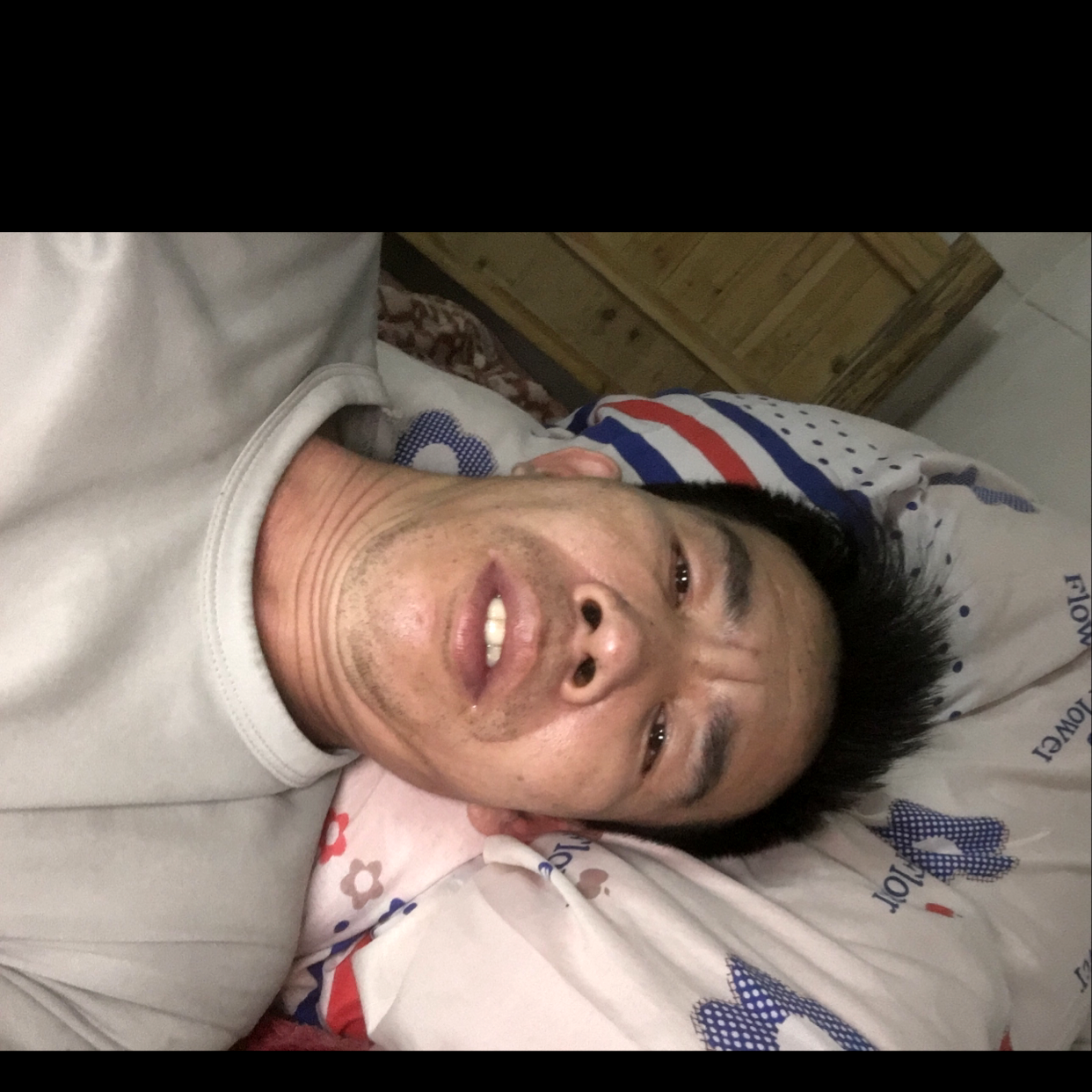 现实用枕头的照片