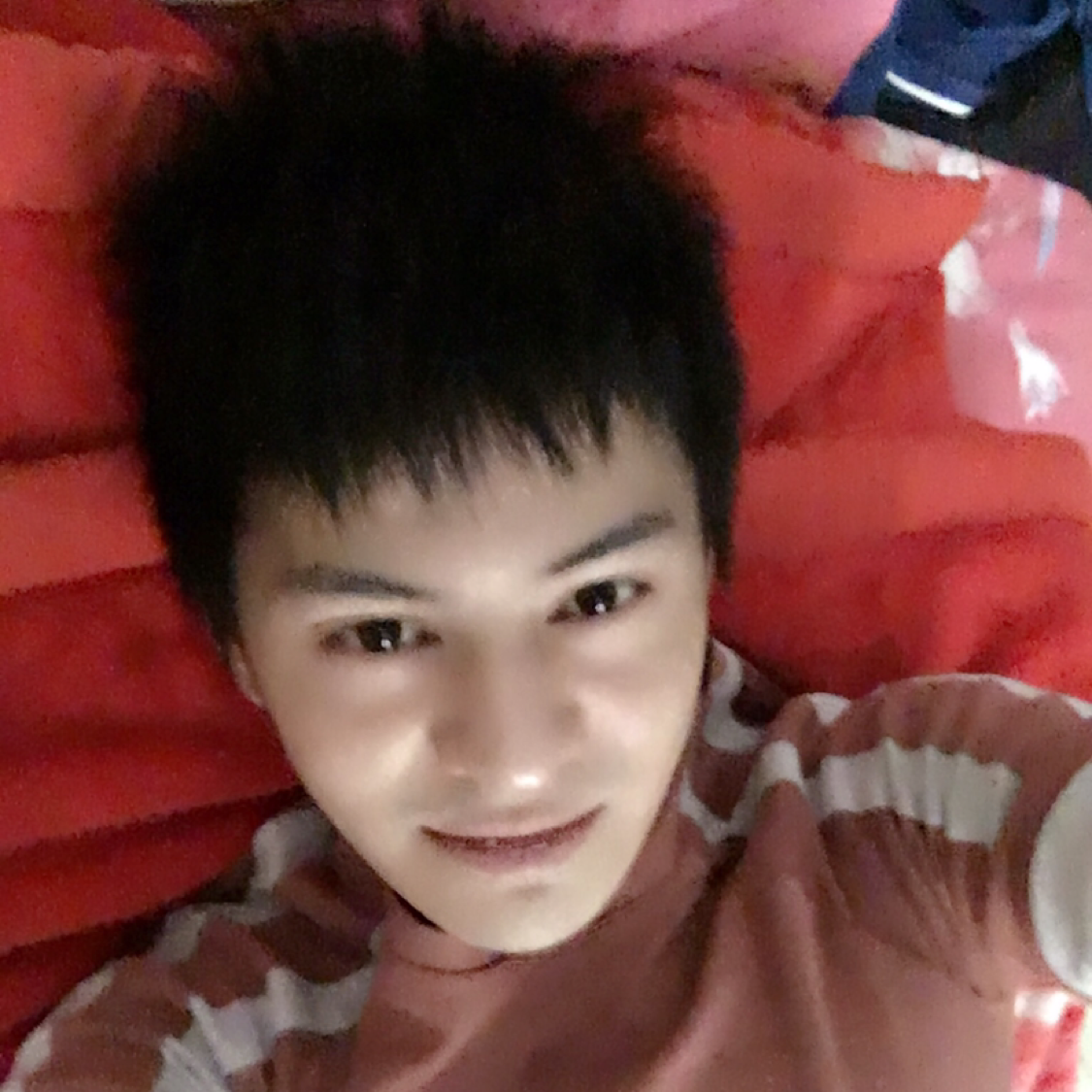 思钱想厚88的照片