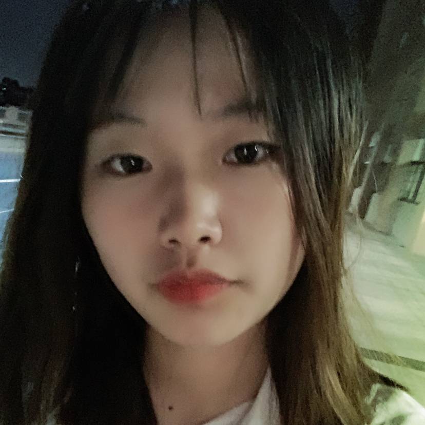小蝴蝶闻错落的照片