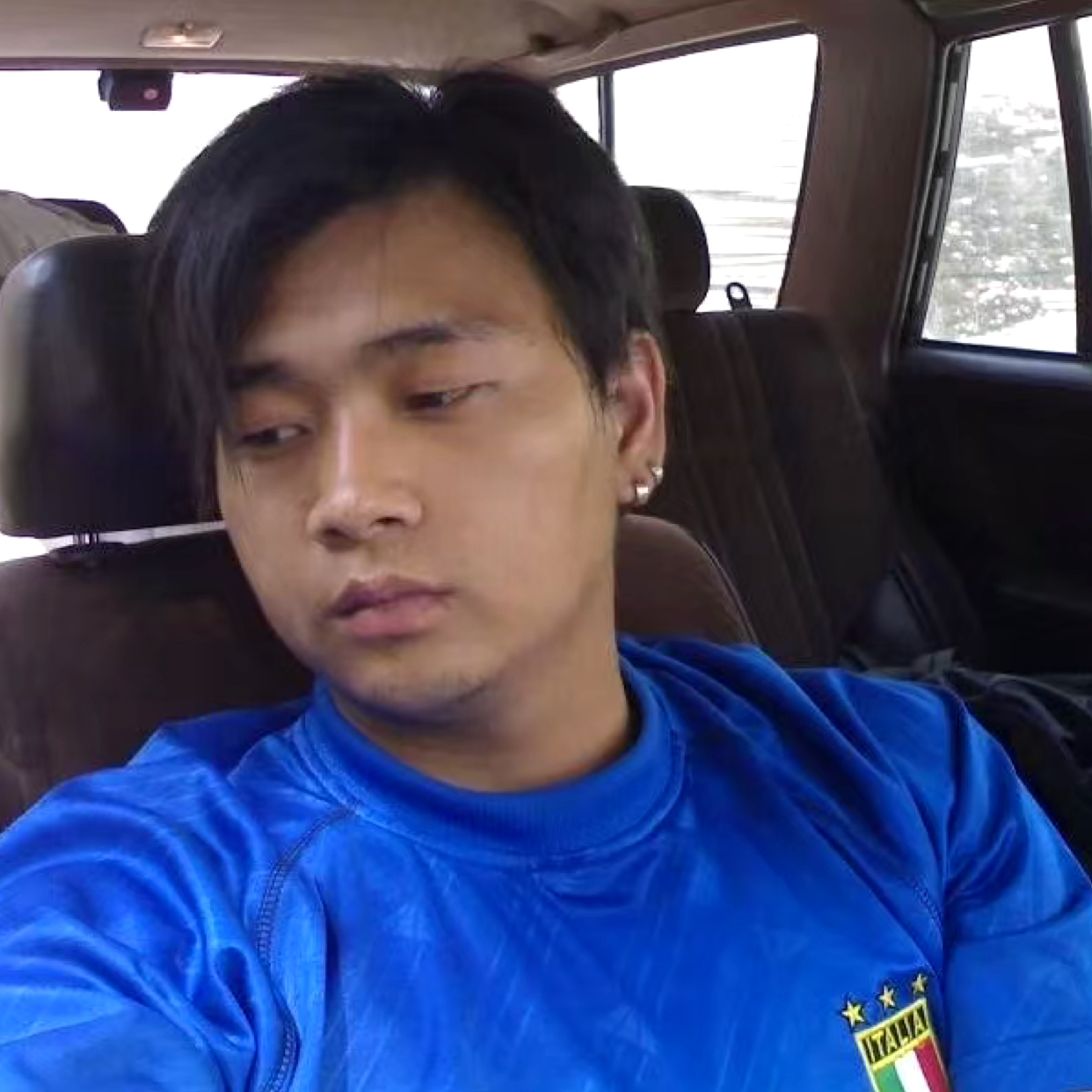 默默与鼠标的照片