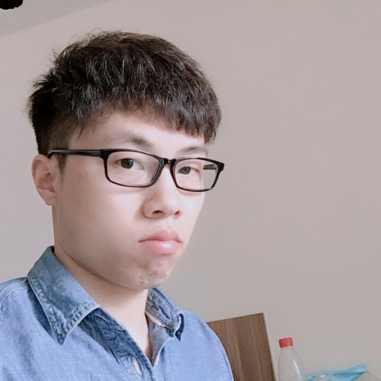 安静拾忆糖豆的照片