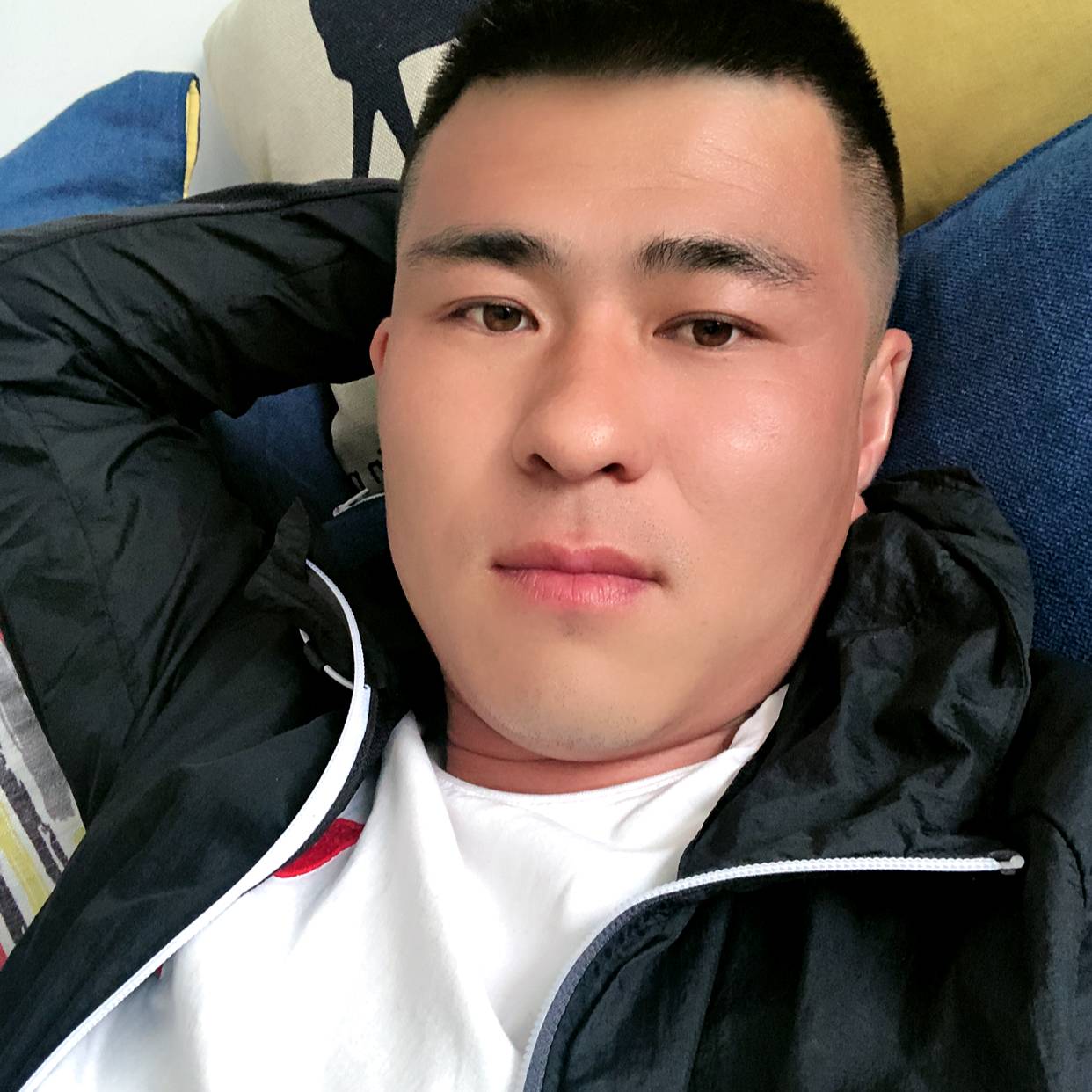 细心的睫毛膏的照片