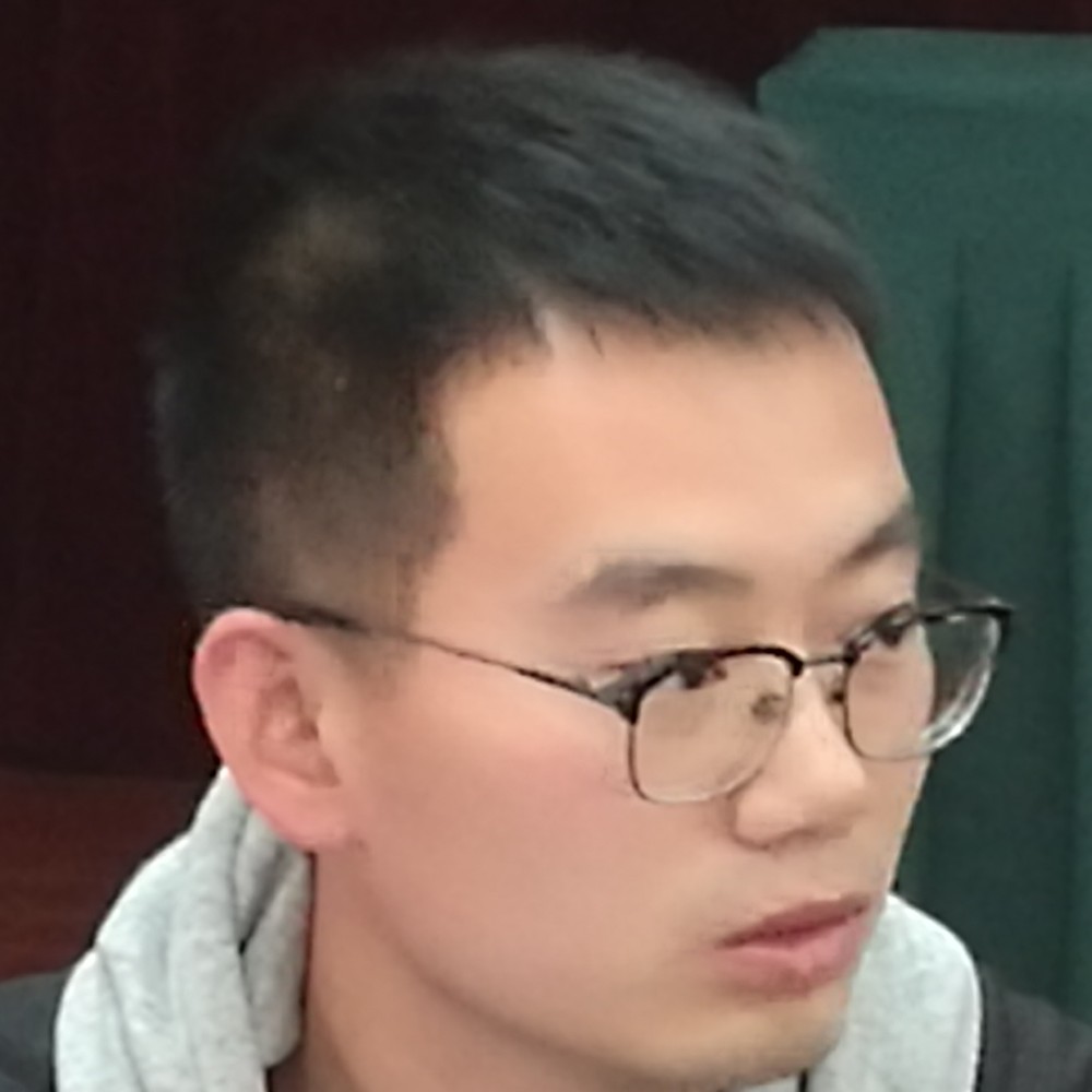 衬衫爱怕黑的照片