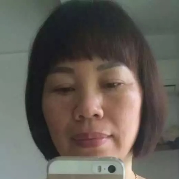 丁桂英的照片