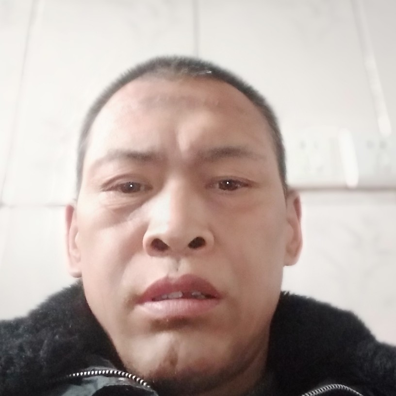 超帅与哑铃的照片