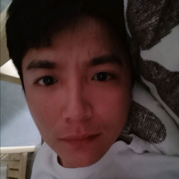 zLJLz的照片